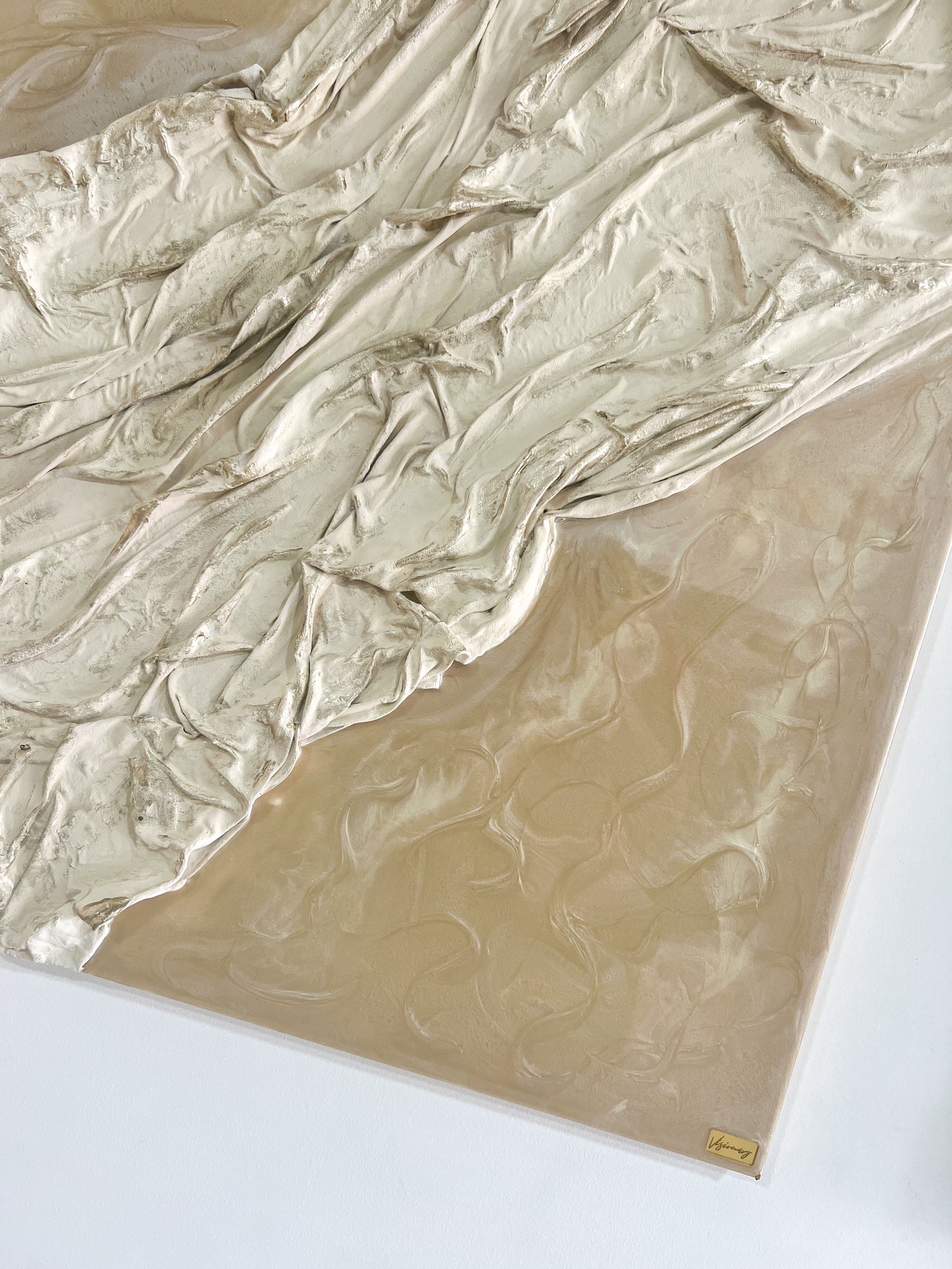 Beige Essence
